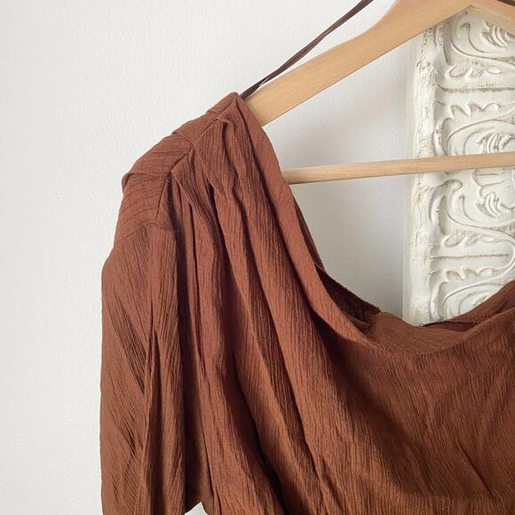 Zara Ruched Asymmetrical Top - Picture 5 of 16